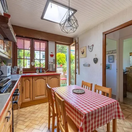 Gæstehus La Marquisienne Avec Jardin *